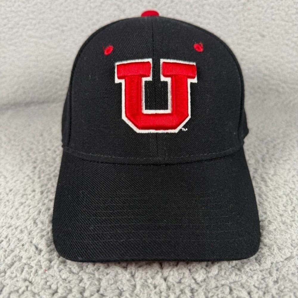Utah Utes Football 7 1/8 Black Zephyr Hat NCAA Big 12 Wool Blend Unisex Dad Hat